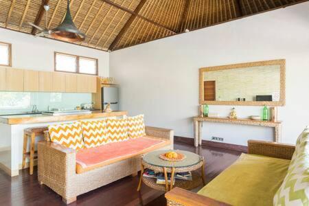 Villa Agung นูซาเลมโบงัน ภายนอก รูปภาพ